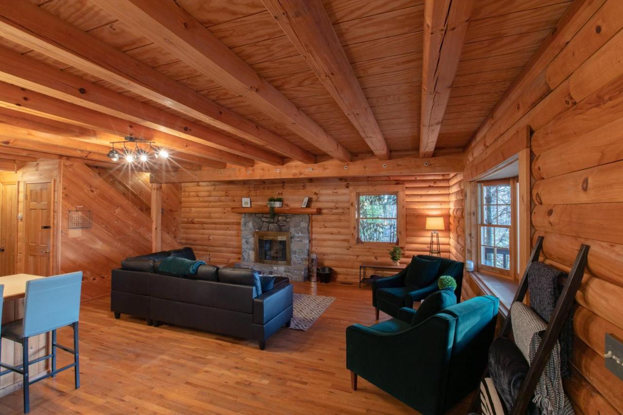 Treetops Cabin Easy To Asheville With Fast Wifi And Great View Swiss Exterior foto