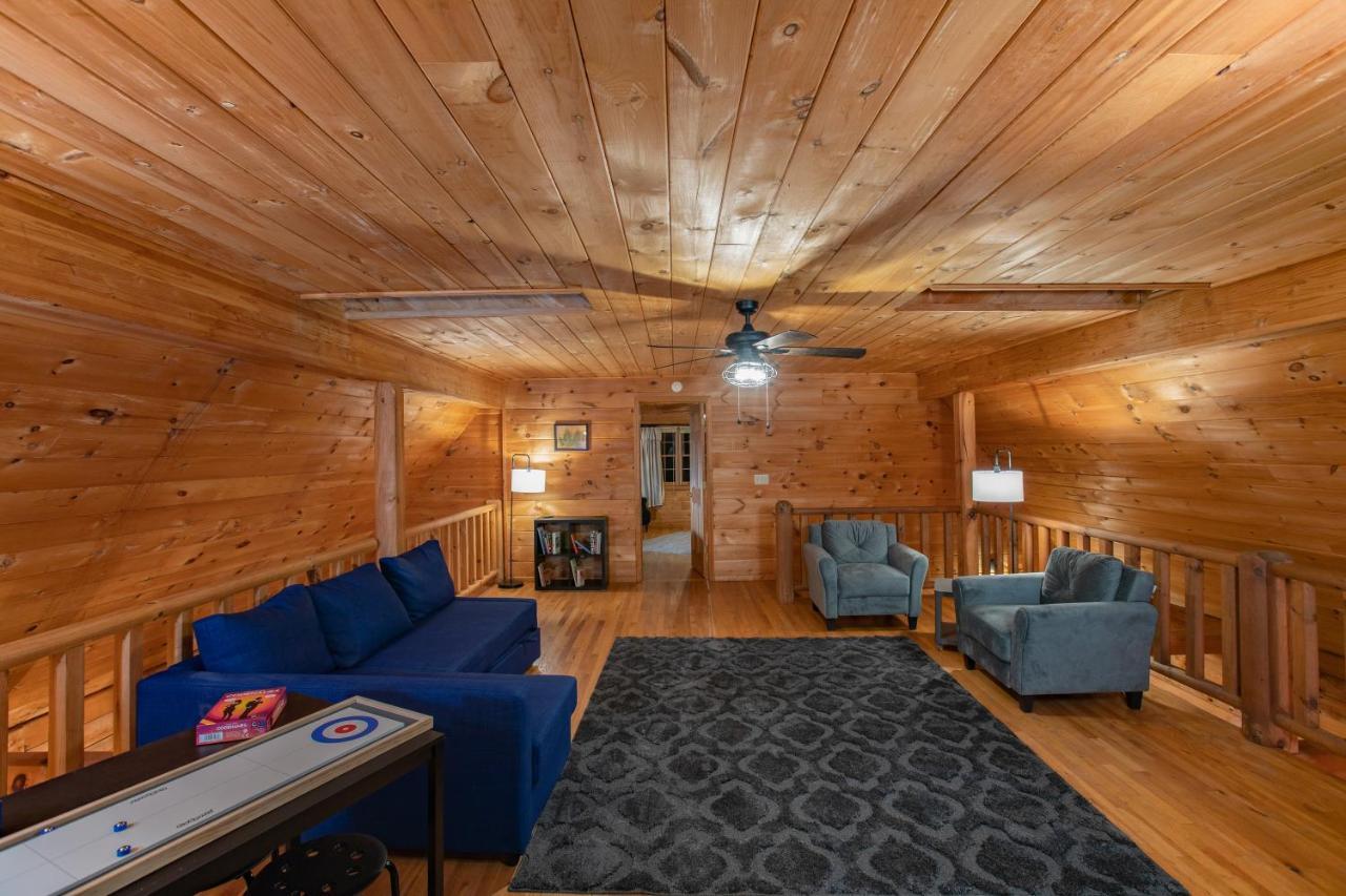 Treetops Cabin Easy To Asheville With Fast Wifi And Great View Swiss Exterior foto